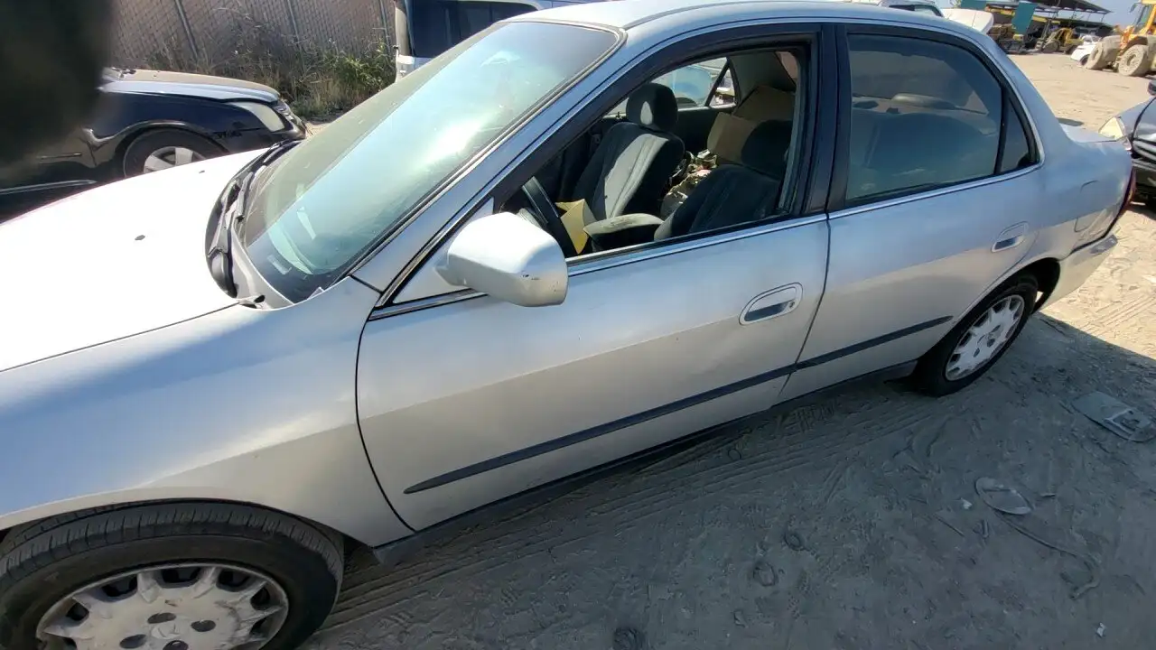Photo of 2000 Honda Accord