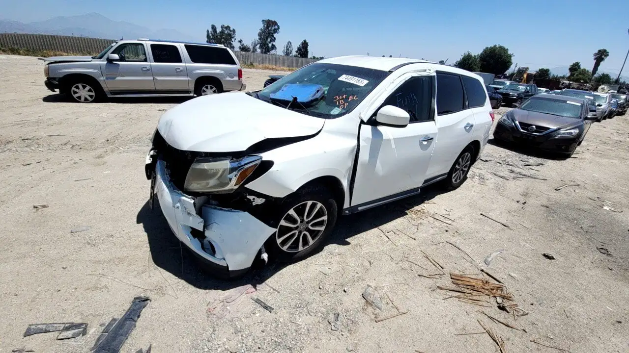 Photo of 2013 Nissan Pathfinder