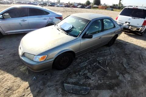 Photo of 2000 Toyota Camry