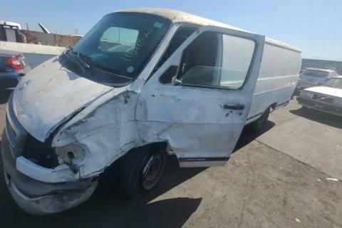 Photo of 2001 Dodge Ram 2500 Van