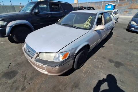 Photo of 2000 Toyota Camry