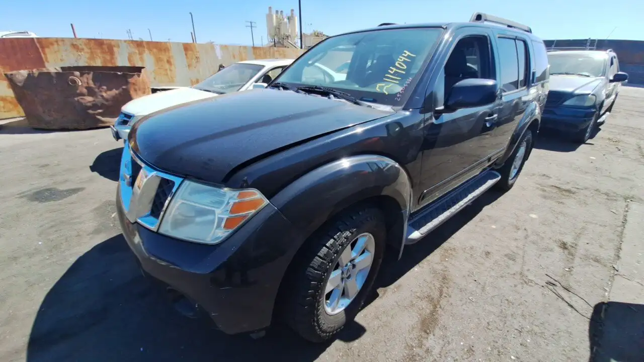 Photo of 2010 Nissan Pathfinder