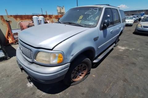 Photo of 2001 Ford Expedition