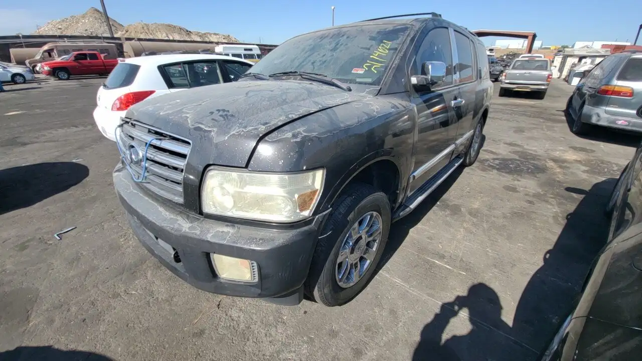 Photo of 2005 Infiniti Qx56