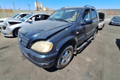 Photo of 2000 Mercedes-Benz Ml320