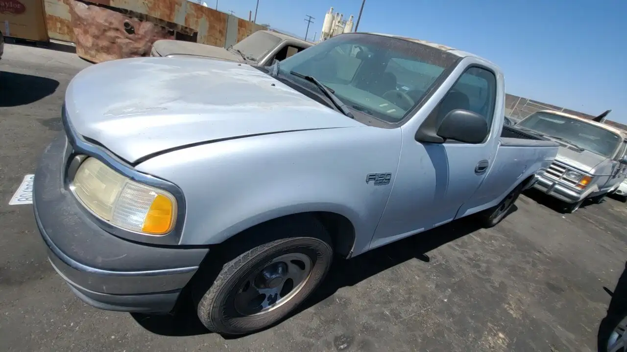 Photo of 2000 Ford F-150