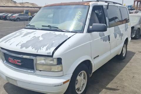 Photo of 1997 Gmc Safari