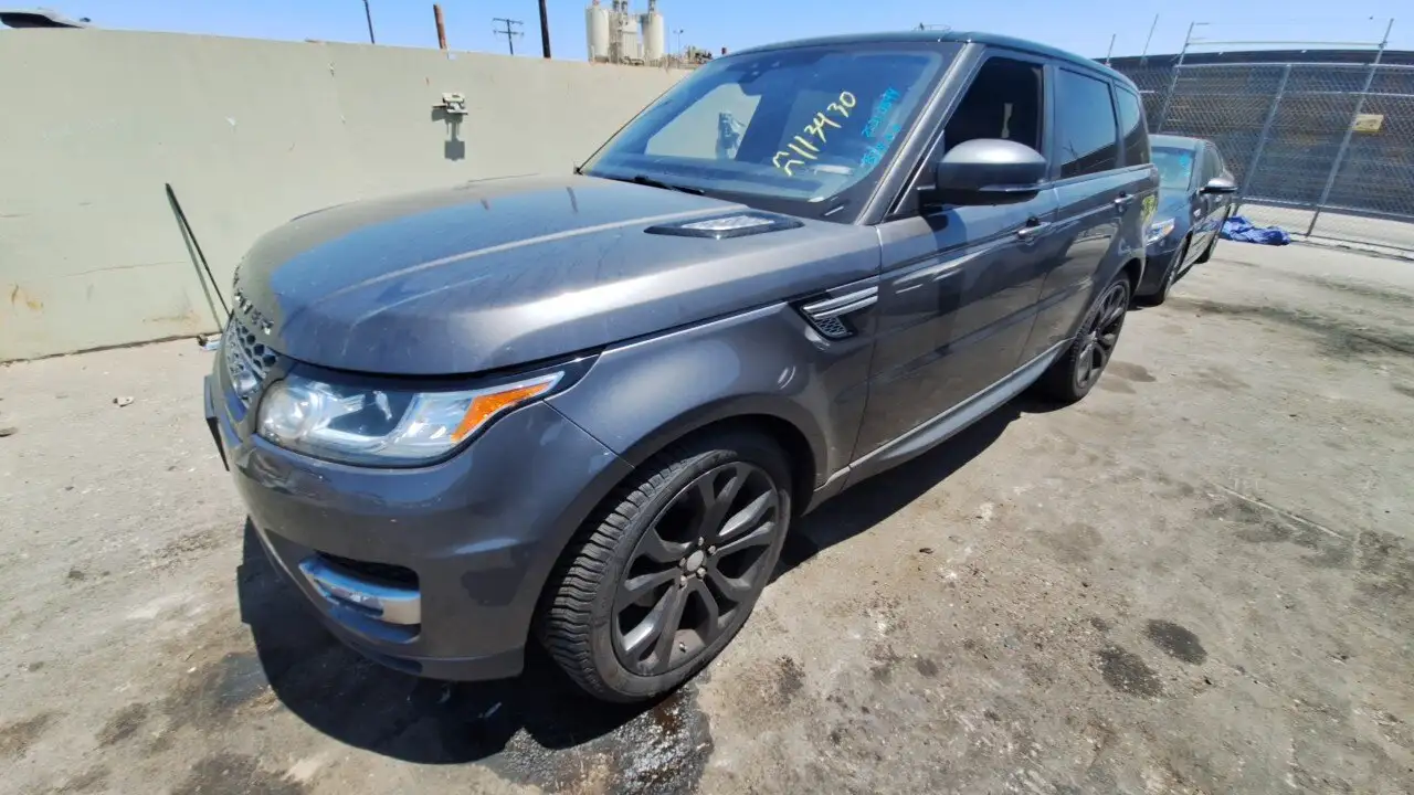 Photo of 2017 Land Rover Range Rover Sport