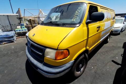 Photo of 2002 Dodge Ram 1500 Van