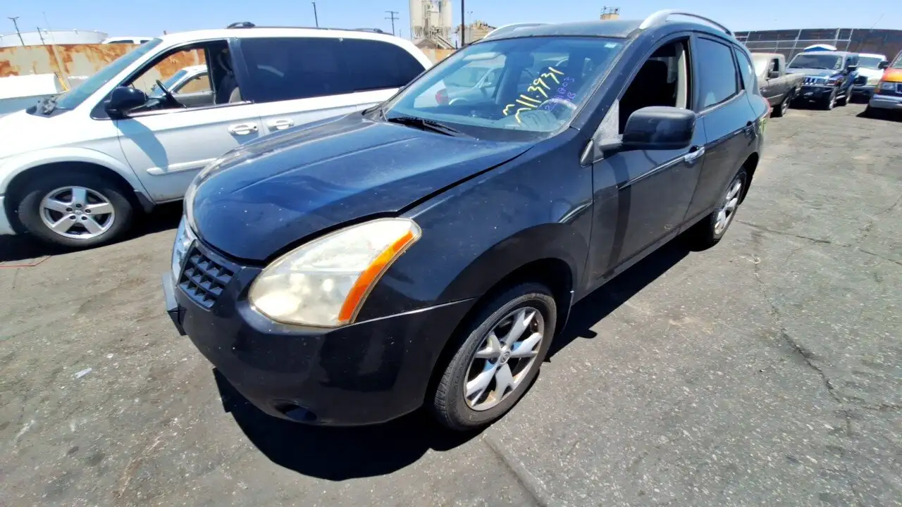 Photo of 2010 Nissan Rogue