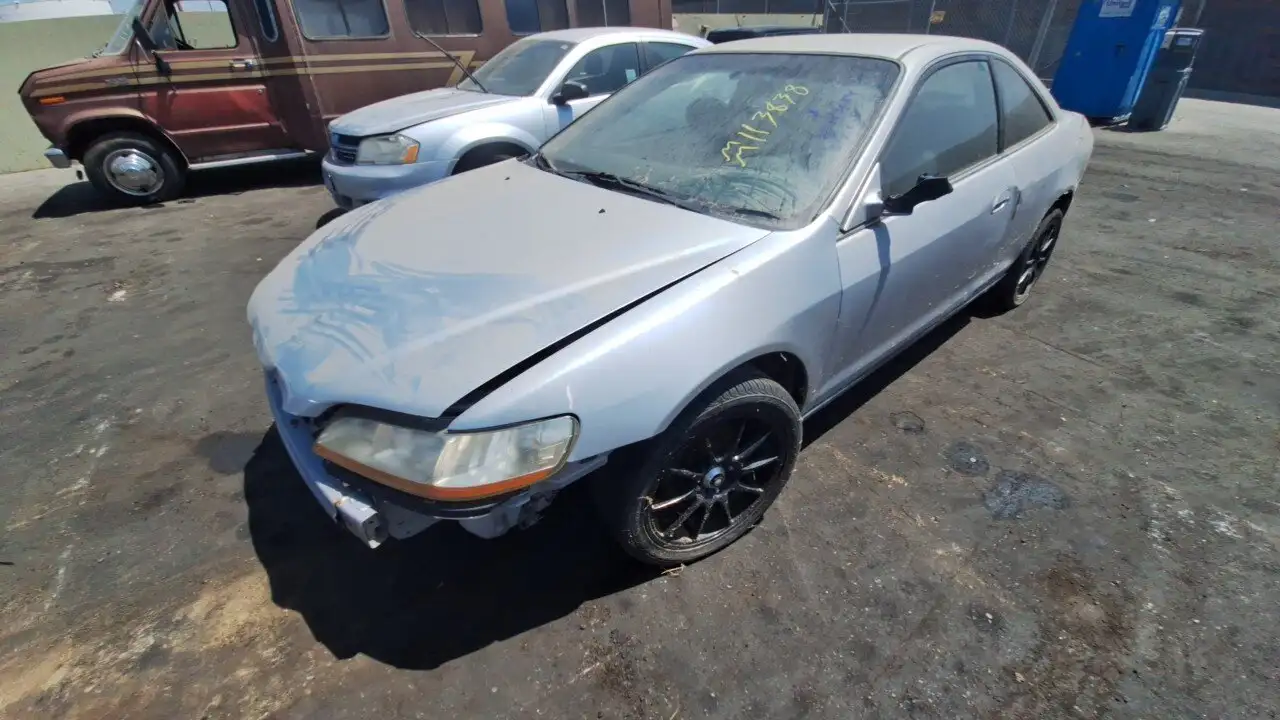 Photo of 2000 Honda Accord