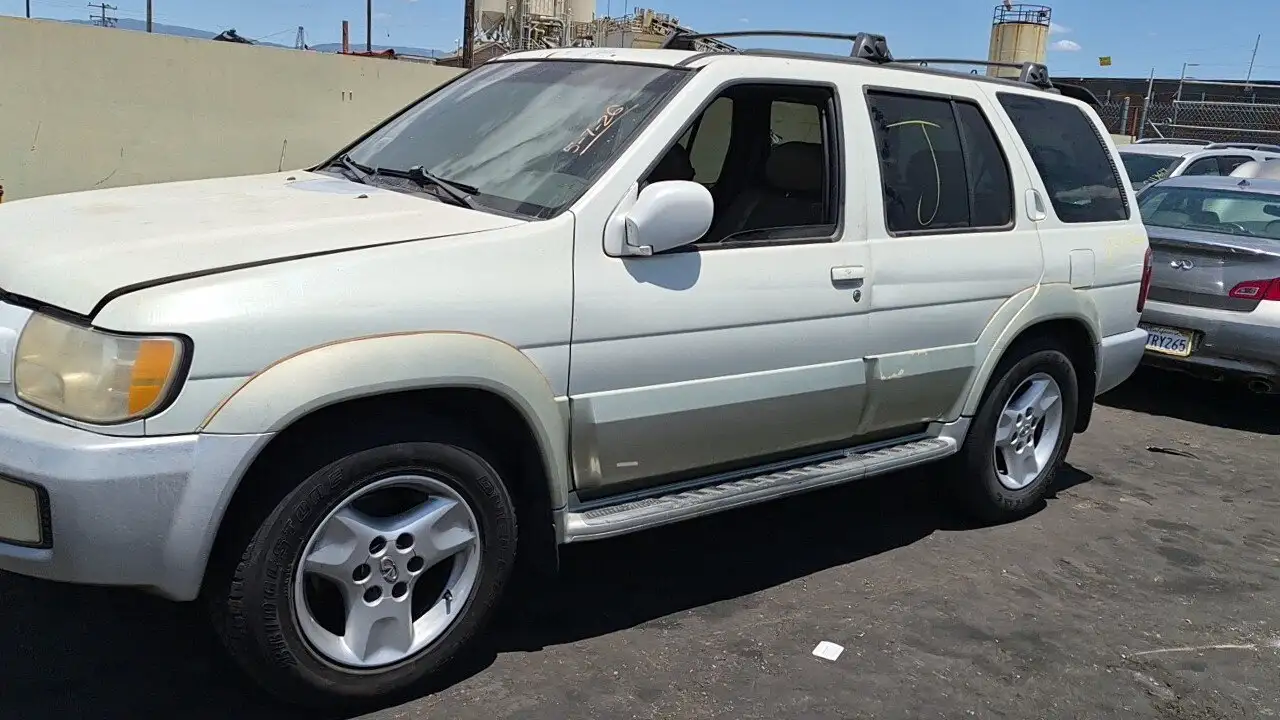 Photo of 2002 Infiniti Qx4