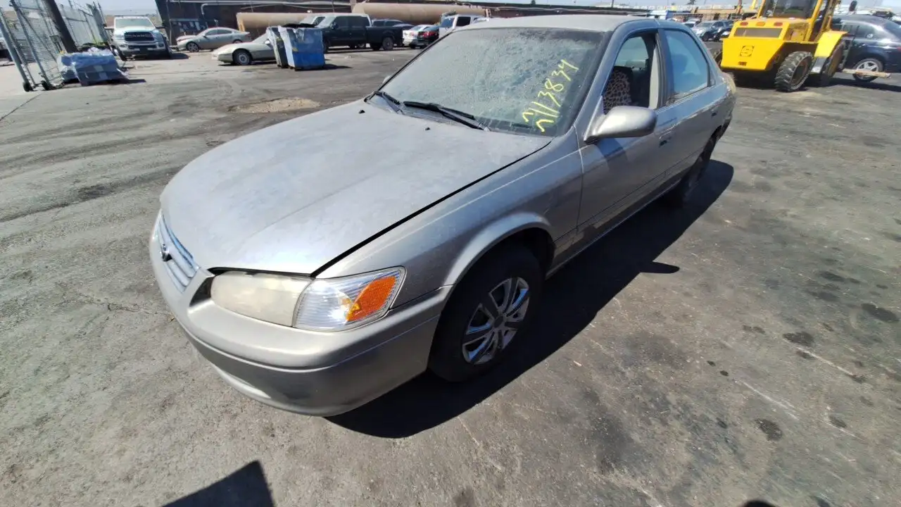 Photo of 2000 Toyota Camry