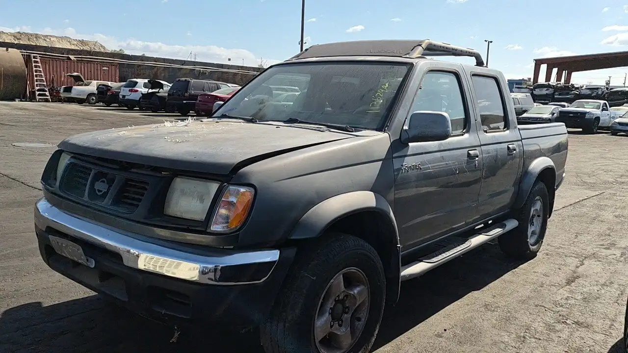 Photo of 2000 Nissan Frontier