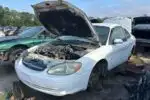 Photo of 2002 Ford Taurus