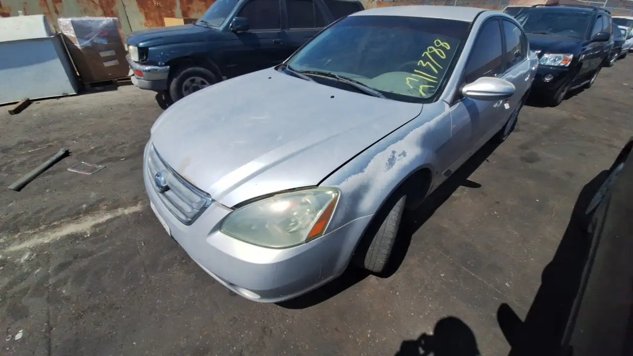 Photo of 2002 Nissan Altima
