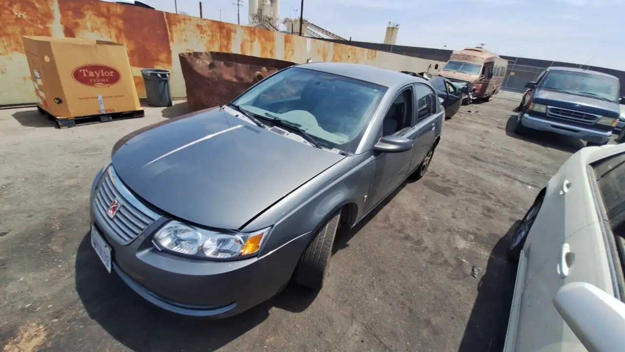 Photo of 2005 Saturn Ion