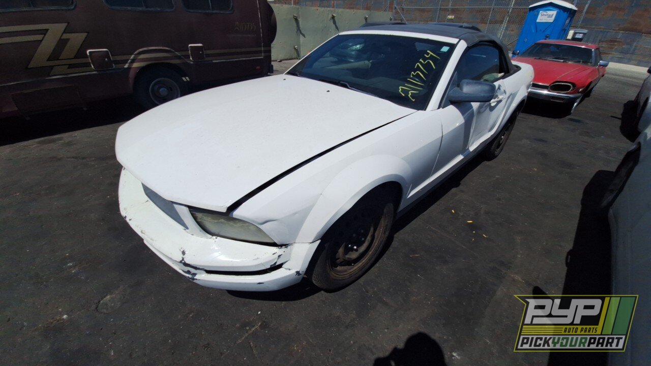 Photo of 2005 Ford Mustang
