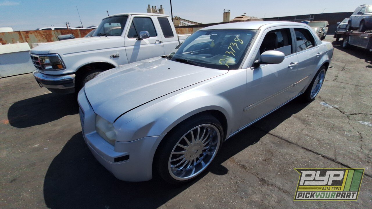 Photo of 2005 Chrysler 300