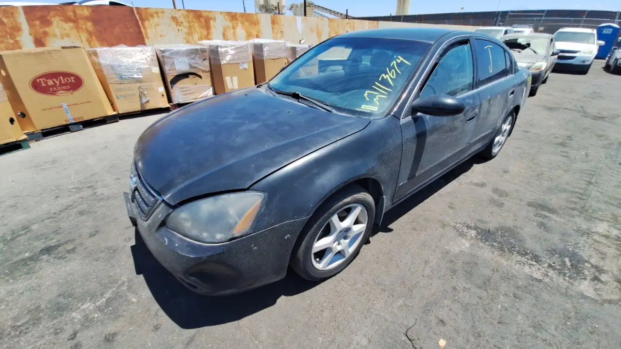 Photo of 2004 Nissan Altima