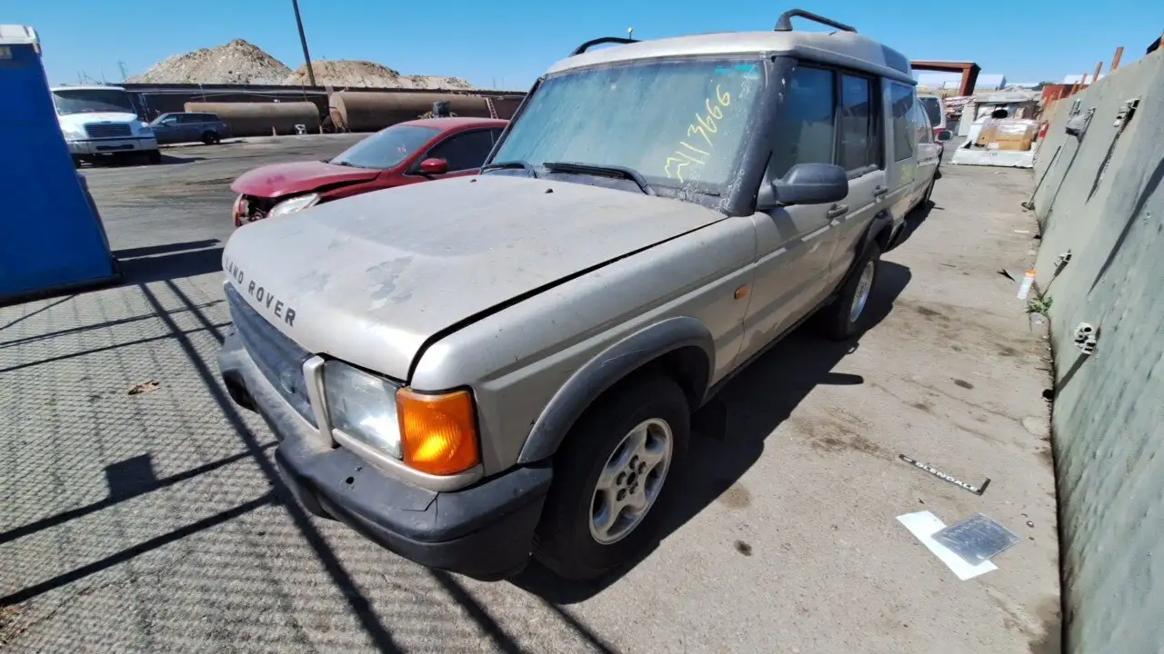 Photo of 2000 Land Rover Discovery