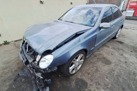 Photo of 2004 Mercedes-Benz E500