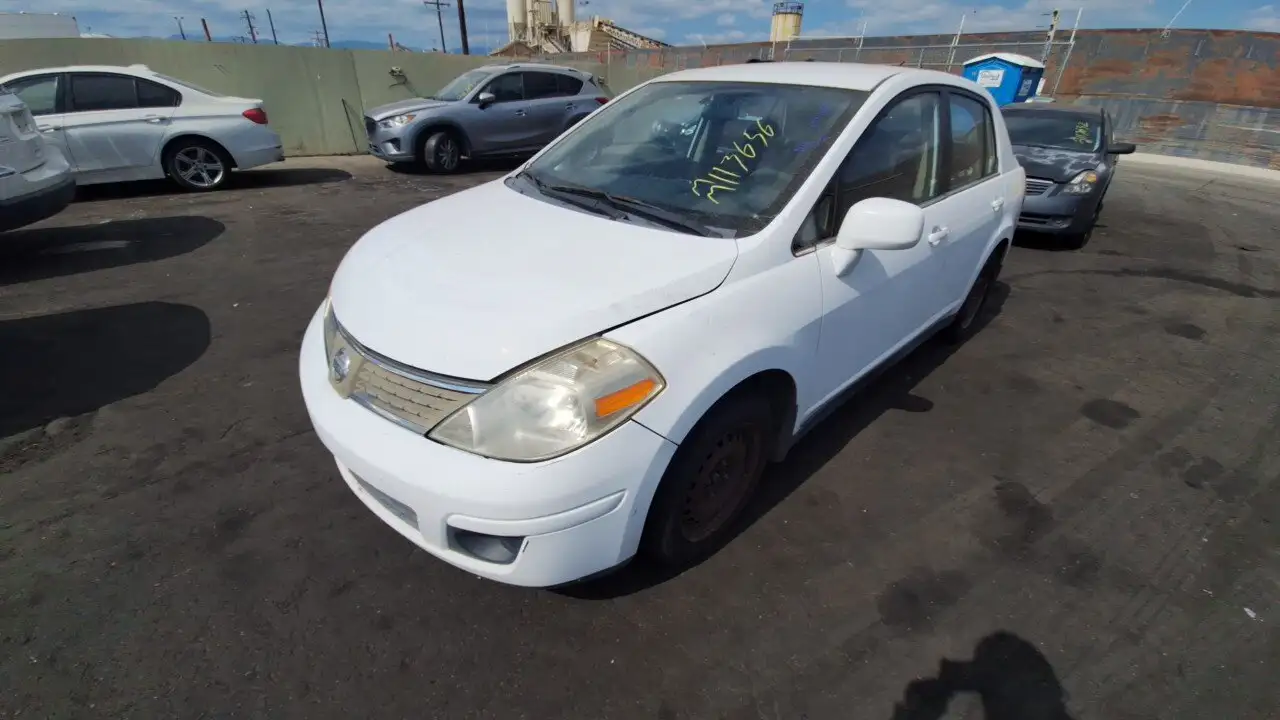 Photo of 2007 Nissan Versa