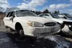 Photo of 2003 Ford Taurus