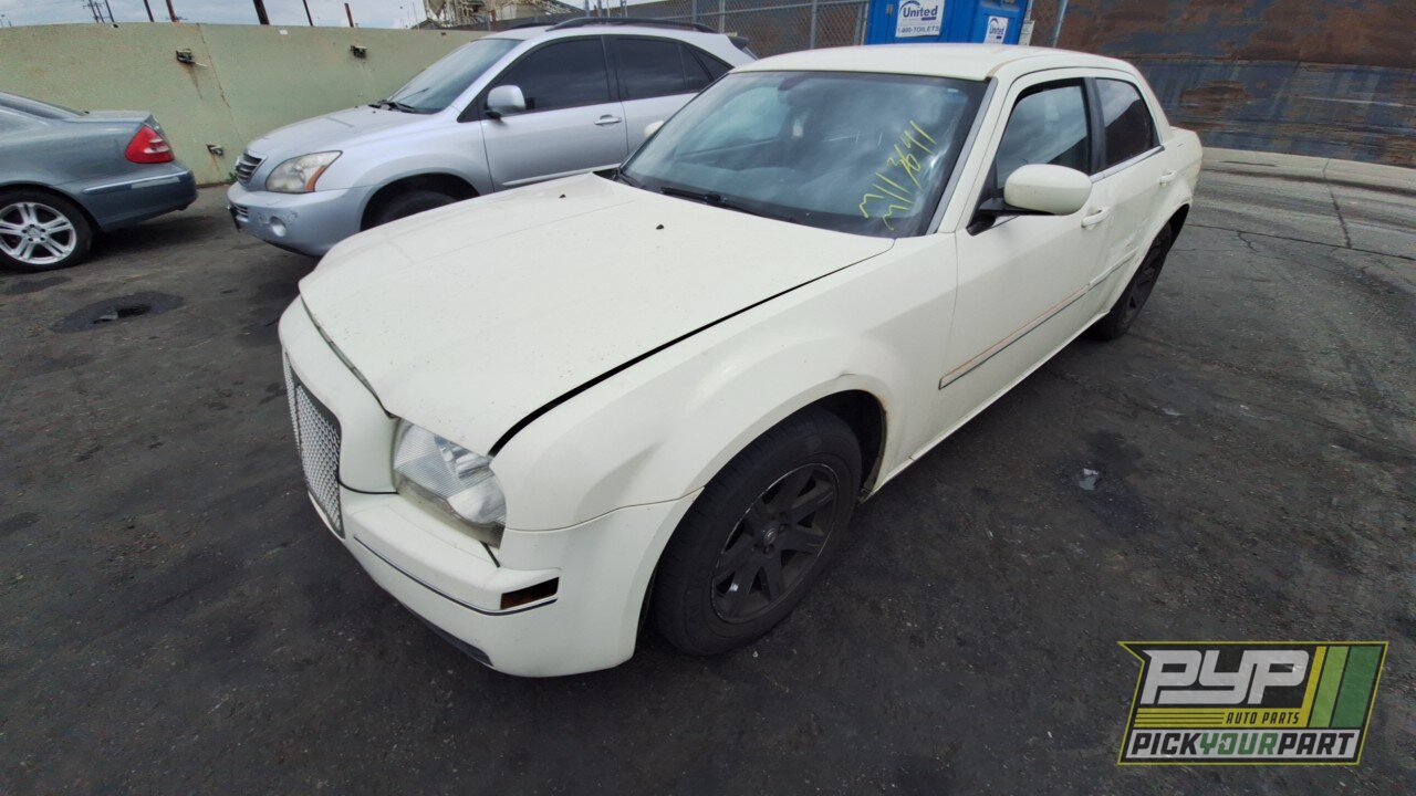Photo of 2005 Chrysler 300