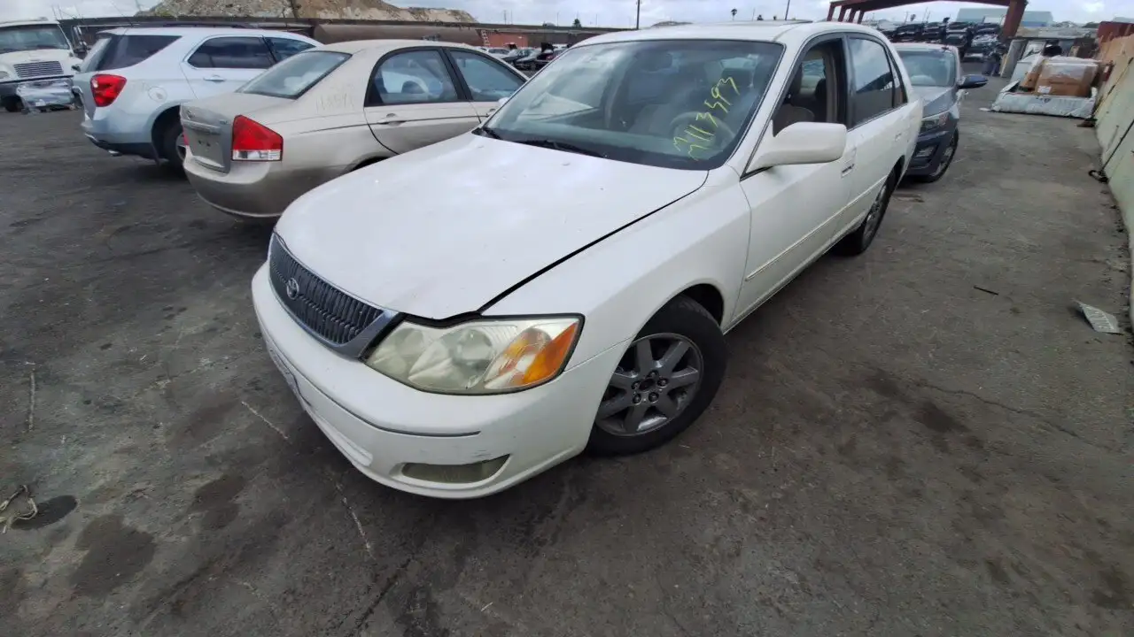 Photo of 2001 Toyota Avalon