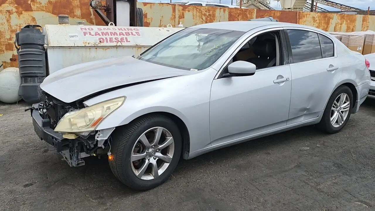 Photo of 2010 Infiniti G37
