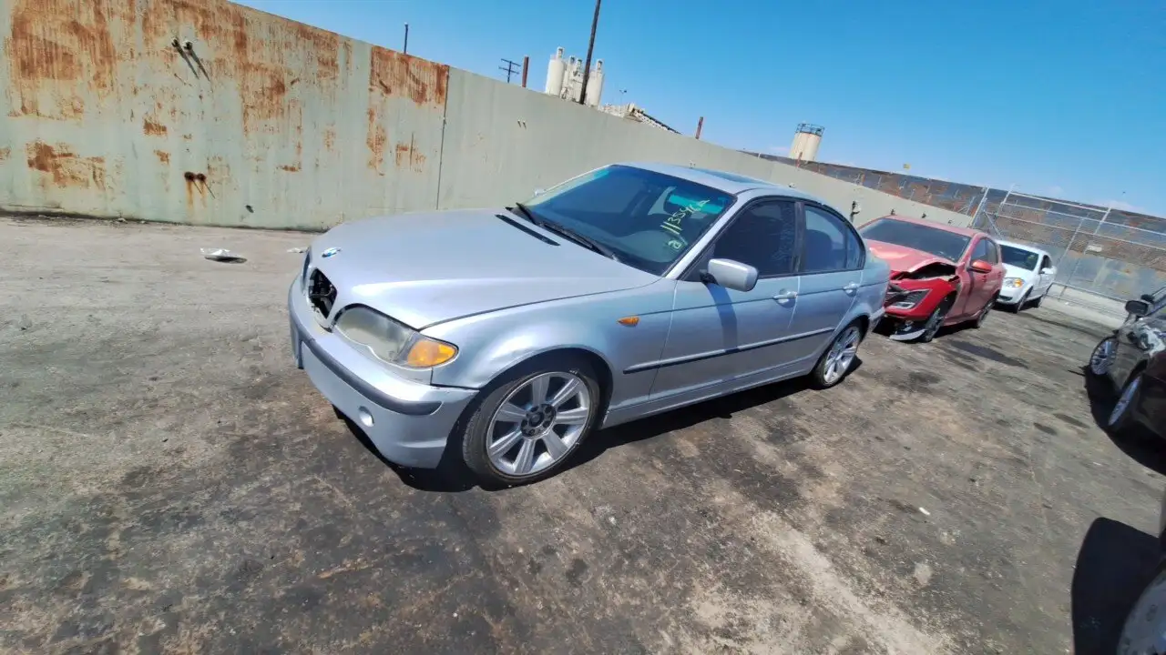 Photo of 2002 Bmw 325I