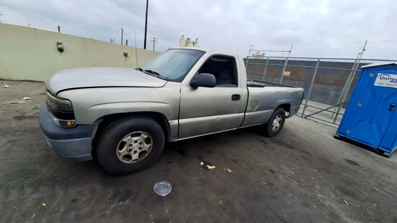Photo of 2002 Chevrolet Silverado 1500
