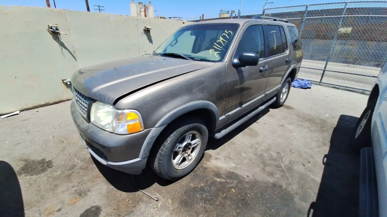 Photo of 2003 Ford Explorer