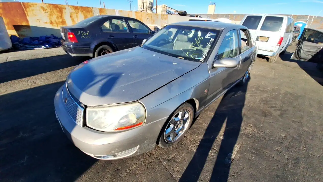 Photo of 2003 Saturn L200