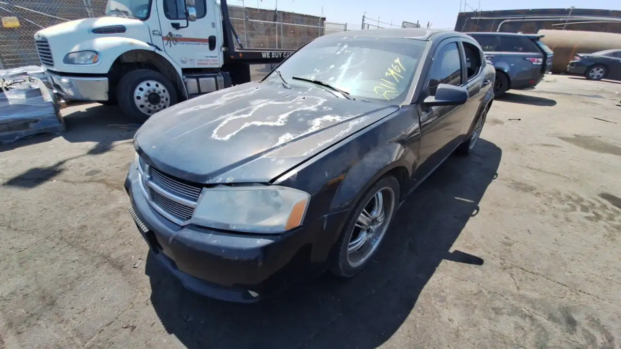 Photo of 2008 Dodge Avenger