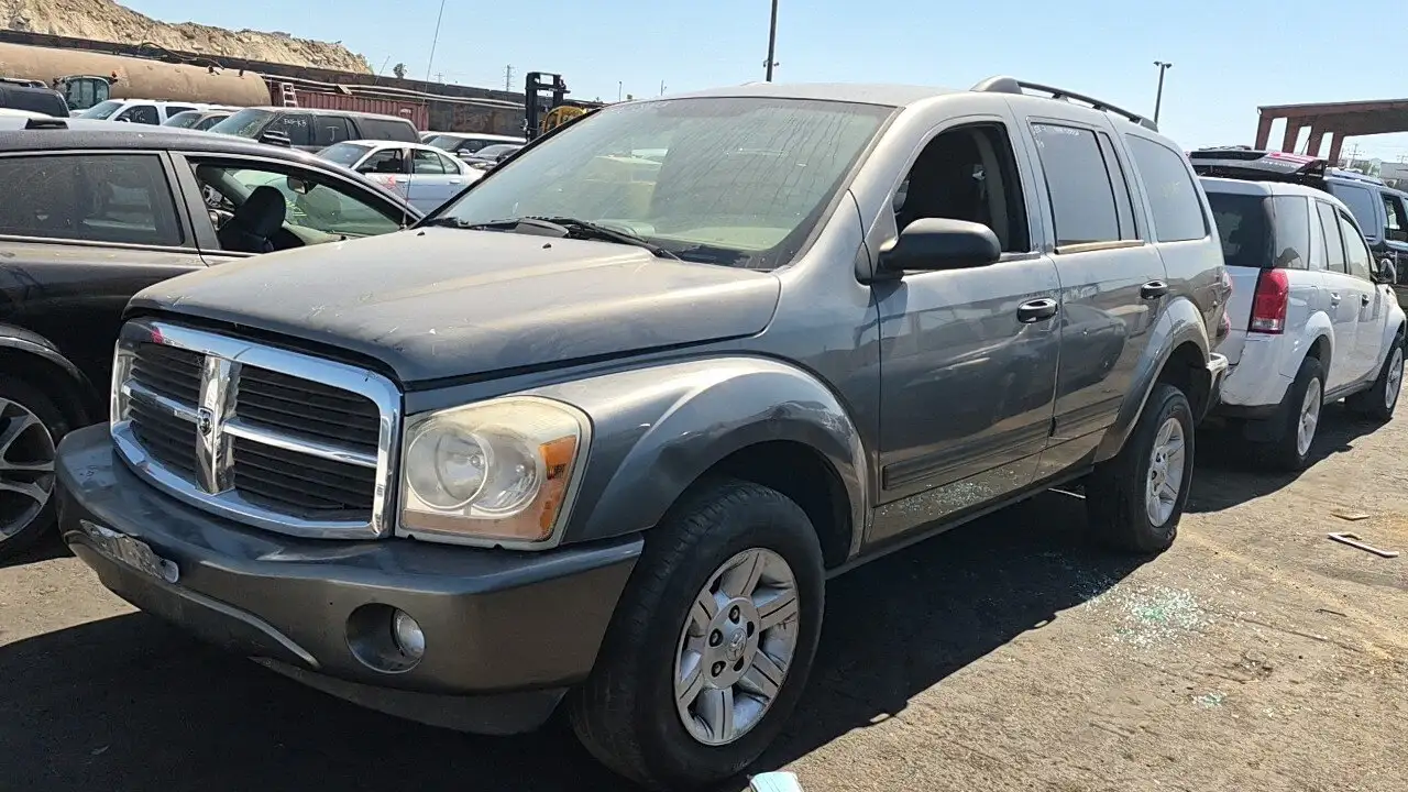 Photo of 2005 Dodge Durango