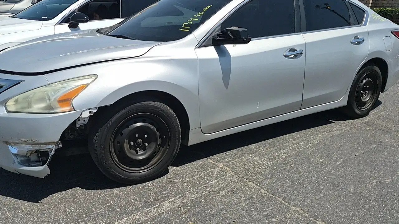 Photo of 2015 Nissan Altima