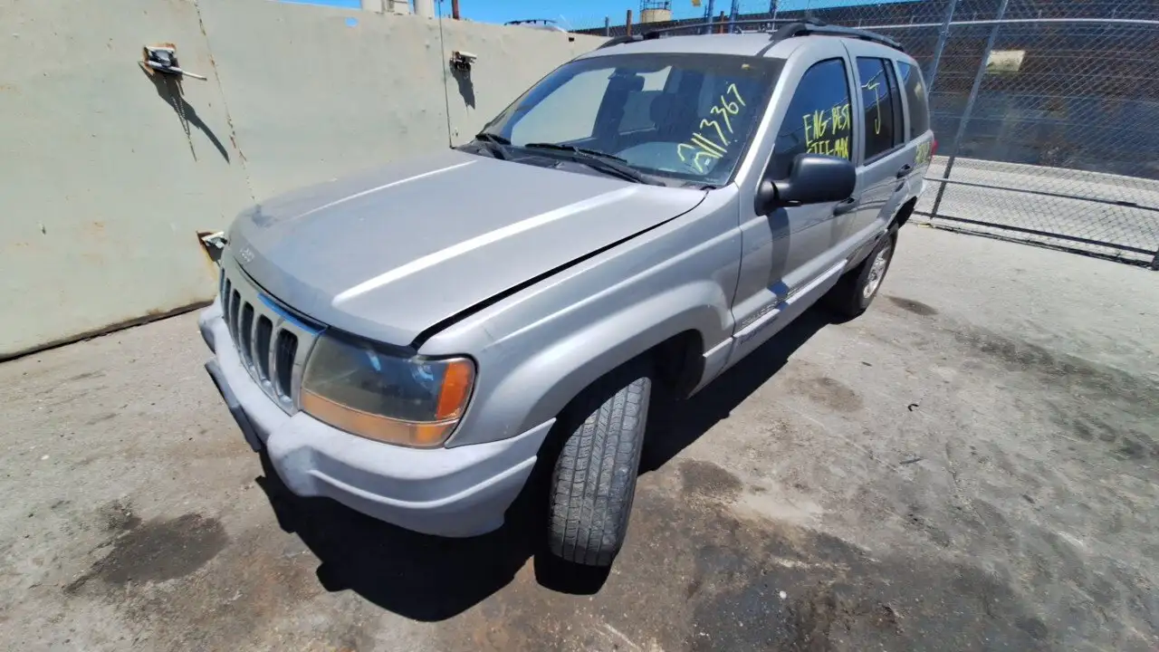 Photo of 2000 Jeep Grand Cherokee