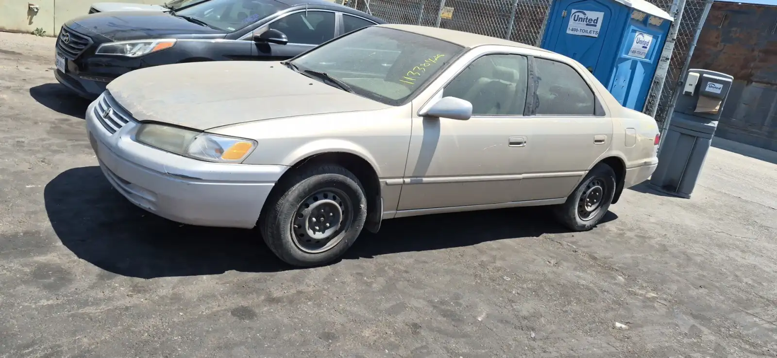 Photo of 1998 Toyota Camry
