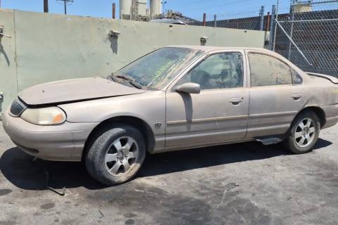 Photo of 1999 Mercury Mystique