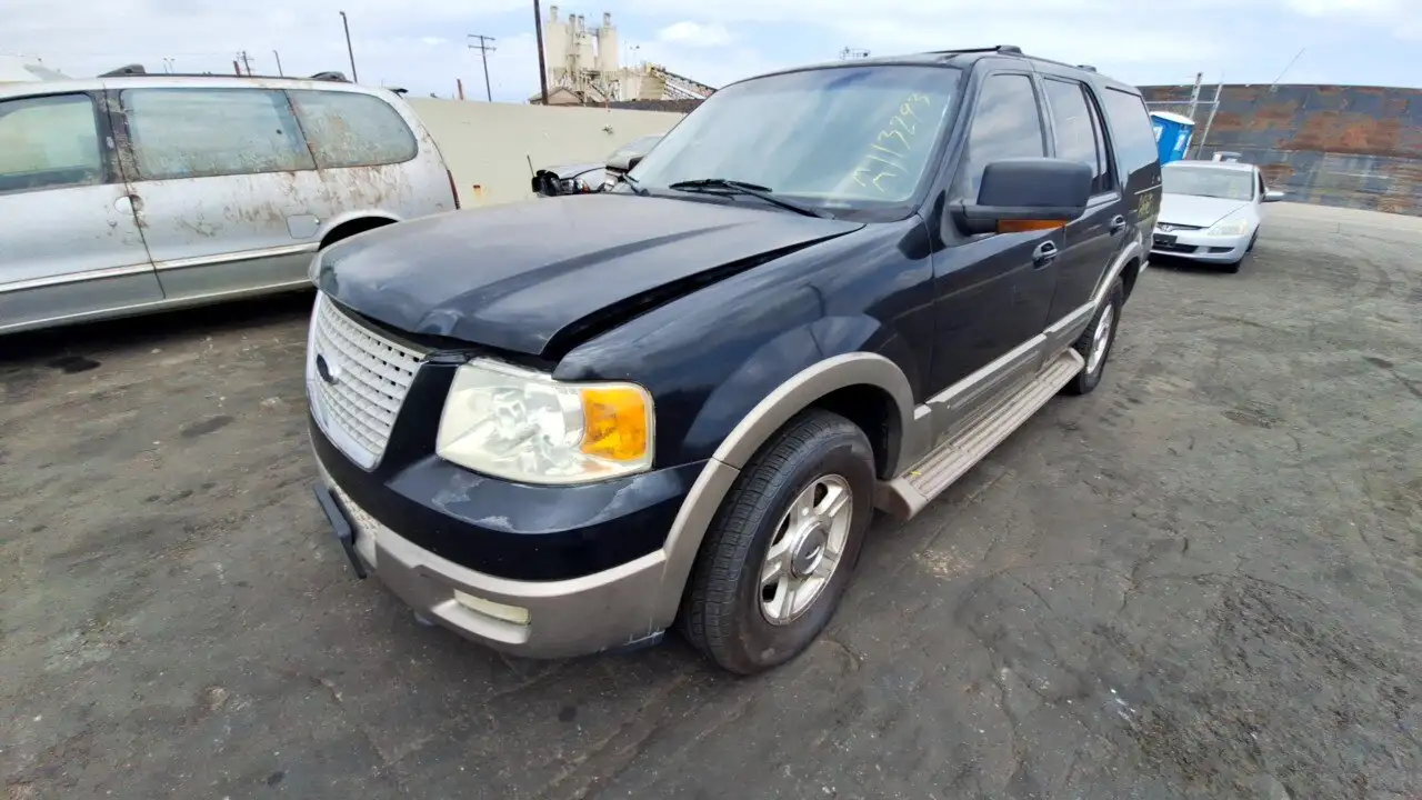 Photo of 2003 Ford Expedition