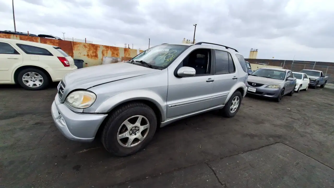 Photo of 2002 Mercedes-Benz Ml500