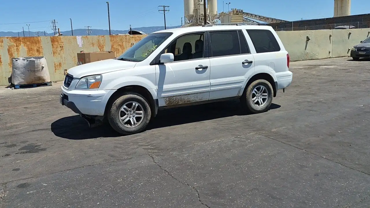 Photo of 2004 Honda Pilot
