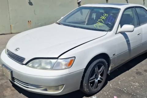 Photo of 1999 Lexus Es300