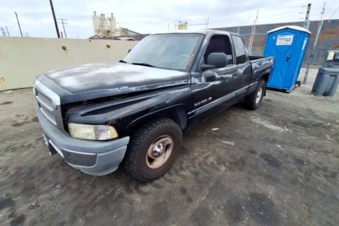 Photo of 2001 Dodge Ram 1500