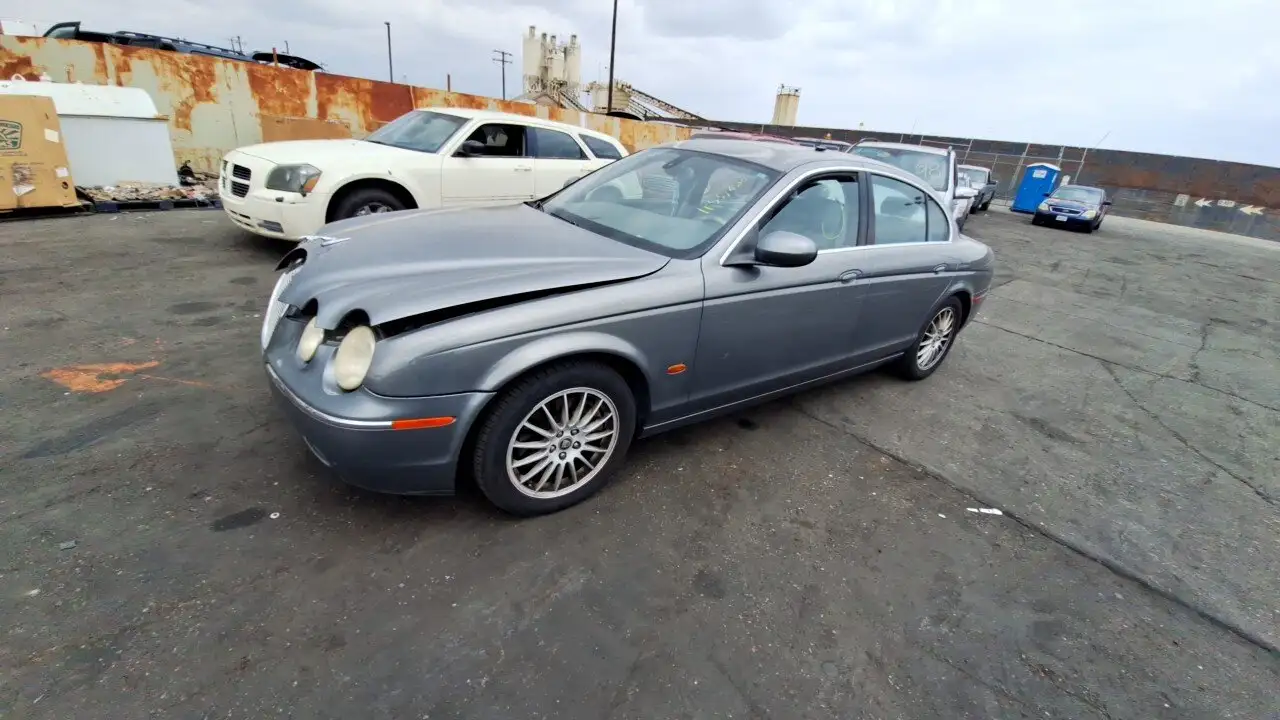 Photo of 2006 Jaguar S-Type