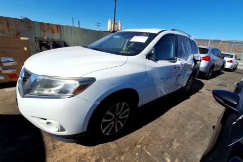 Photo of 2015 Nissan Pathfinder