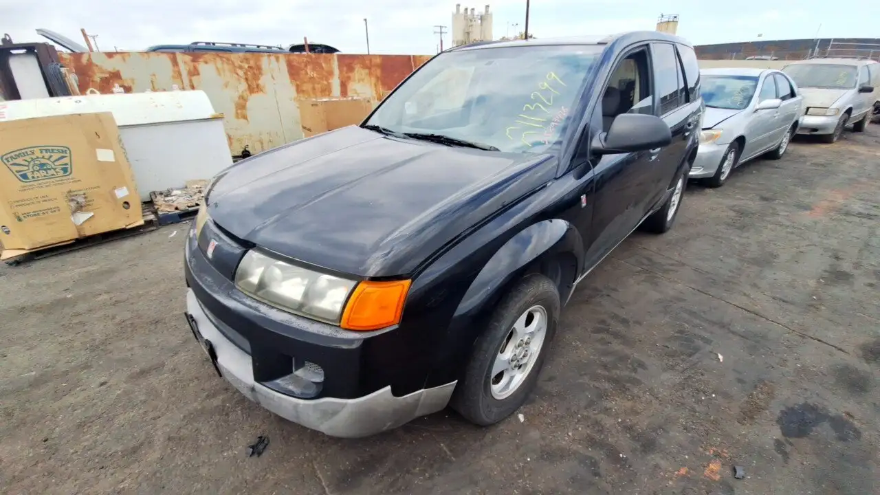 Photo of 2004 Saturn Vue