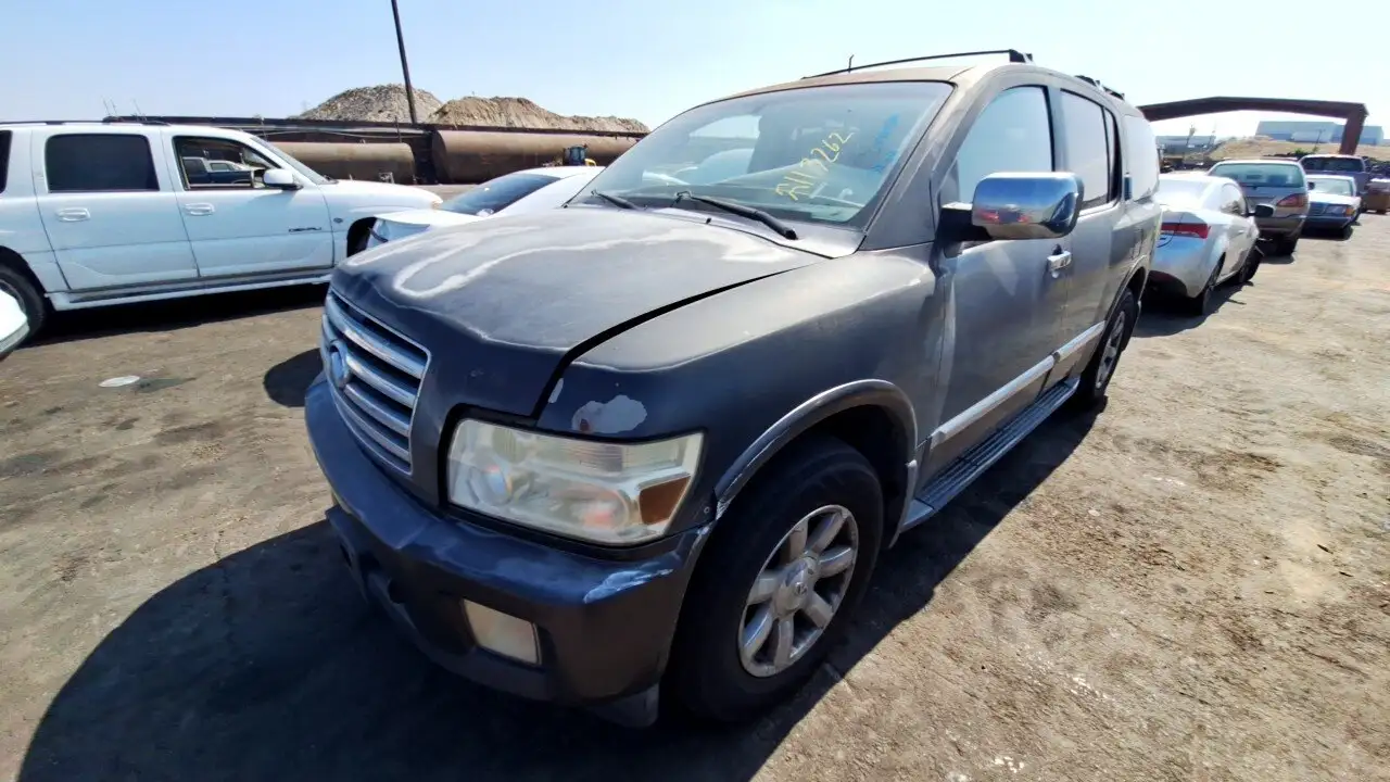 Photo of 2004 Infiniti Qx56